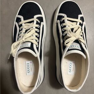 Gucci Black Canvas Low-Top Sneakers with Cream Accents